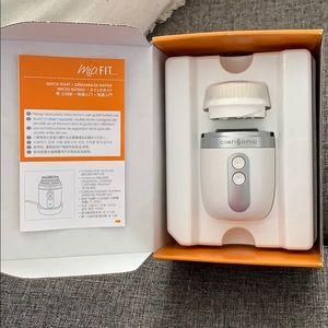 BRAND NEW Clarisonic Mia FIT